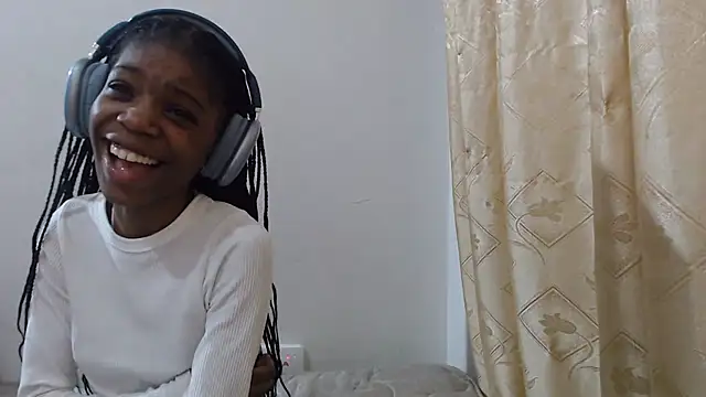 PetiteBarbie 05 online show from July 16, 4:50 am
