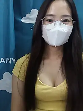 -Hena- online show from June 24, 10:31 pm