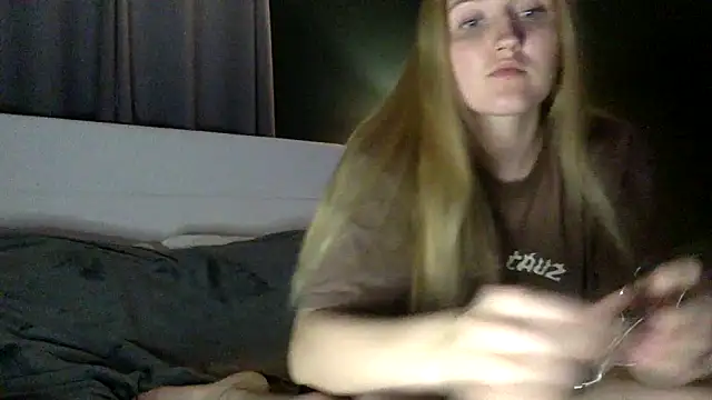 Liliana XoXo online show from June 3, 12:56 am