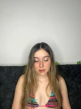 Sarisloves online show from July 2, 11:22 pm