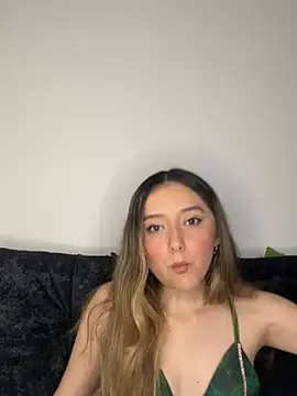 Sarisloves online show from July 15, 4:17 am