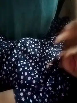 linhbaby01 online show from July 1, 12:32 am
