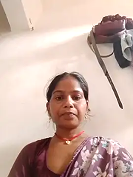 CHANDNi 700 online show from July 28, 10:02 am