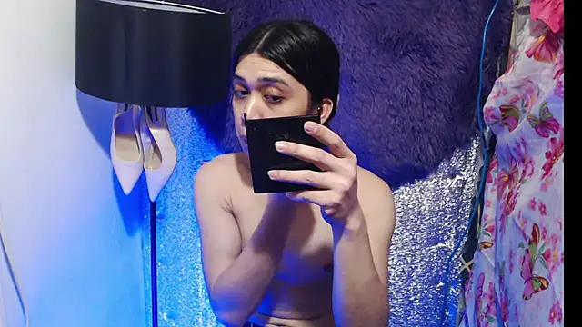 RoseAmarie online show from July 7, 10:52 am