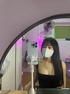 Lov3lily online show from June 13, 5:21 pm