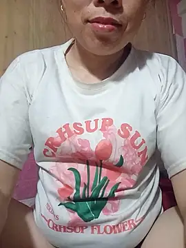AuziBerry online show from June 29, 3:35 am