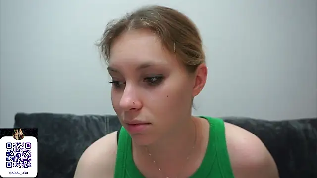 Sairallyn online show from June 29, 9:47 pm
