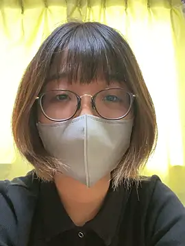 yuna chan1 online show from June 3, 1:39 am