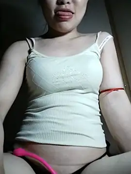 Cherry-squirtt online show from June 6, 7:03 am