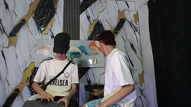 KING LOVERS1 online show from June 12, 1:19 pm