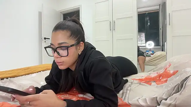 QueeNataly online show from June 5, 12:22 pm