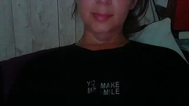 Bella--White online show from June 14, 4:07 pm