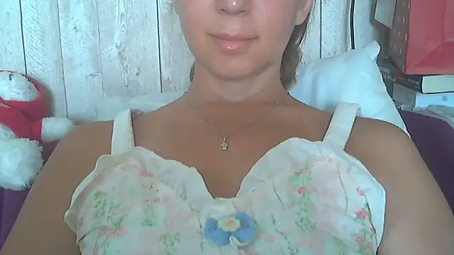 Bella--White online show from June 27, 7:31 am