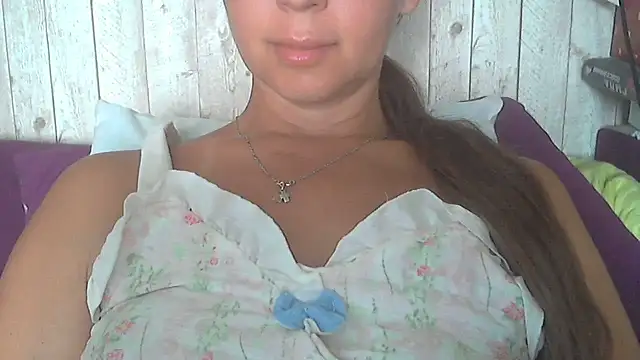 Bella--White online show from July 12, 6:36 am
