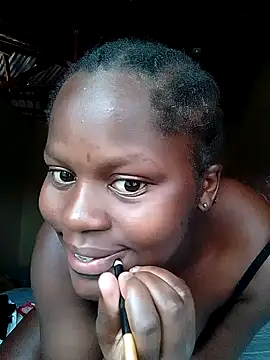 Yummypussy25 online show from May 20, 6:32 am