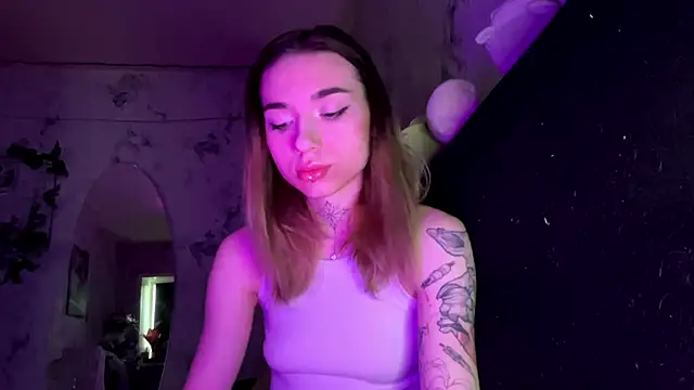 sexyinkdragana online show from May 26, 6:57 am