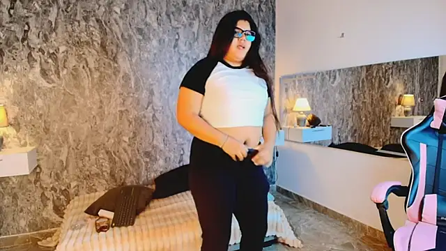 sky white  online show from July 6, 12:10 pm