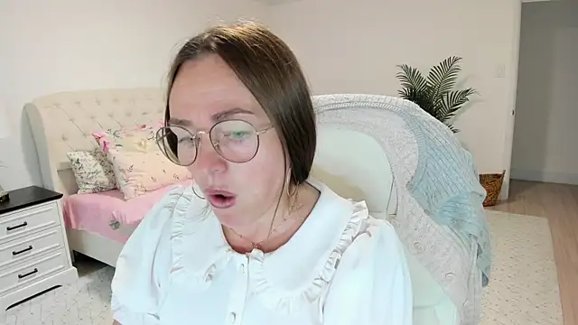Vika73 online show from July 10, 12:16 pm