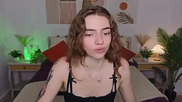 TayloryStar online show from July 2, 8:09 am