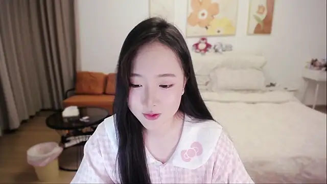 Yu-yu-6 online show from June 18, 12:54 pm