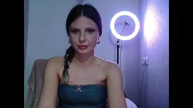 Jessicaxq online show from June 13, 11:57 pm