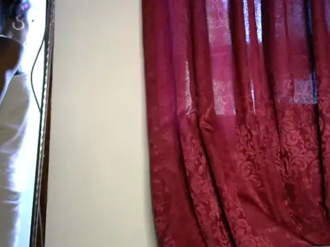 Sexy strawberina online show from July 9, 9:44 am