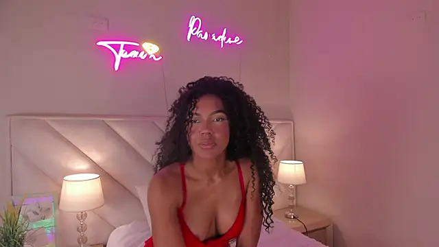 tyla stp online show from June 13, 6:38 pm