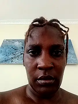 Queeny12 online show from July 3, 11:05 am