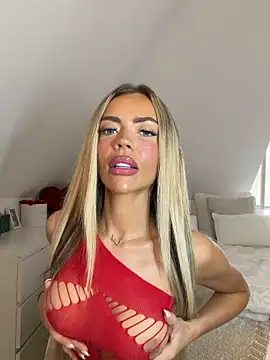 Maceybx online show from May 21, 10:35 am