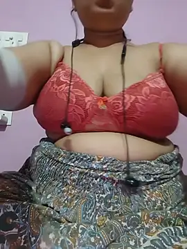 Hotty Baddie 09 online show from May 21, 12:36 pm