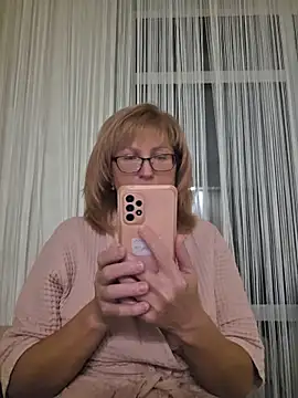 -LindaKing- online show from May 28, 6:50 pm