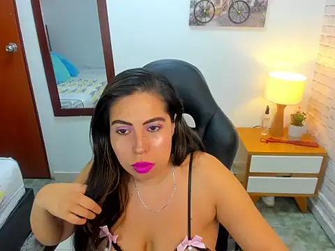 nikki nikoll online show from July 15, 12:26 am
