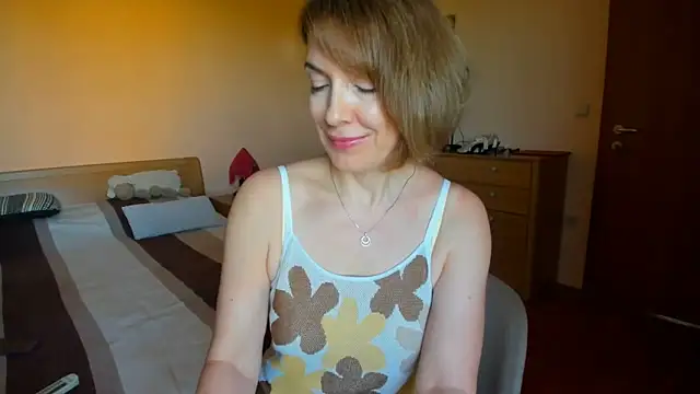 SummerLiza online show from June 11, 3:20 pm