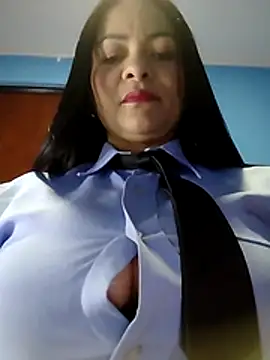 MONSERRAT ETHAN online show from July 17, 3:00 am