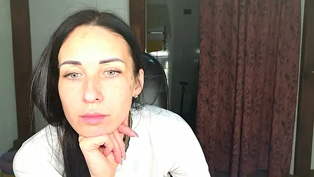 BouncySweety online show from November 27, 8:01 pm