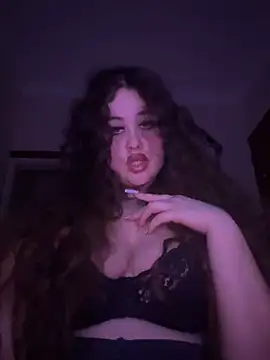 6foot3Woman online show from July 3, 3:23 am
