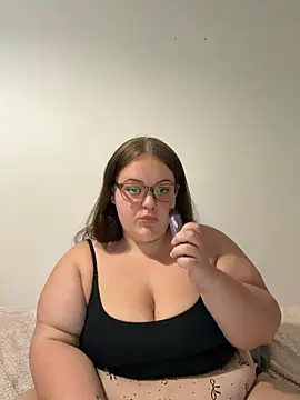 LillyMaexx online show from July 12, 9:37 pm