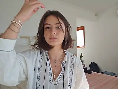 Juh castro online show from June 22, 6:38 pm