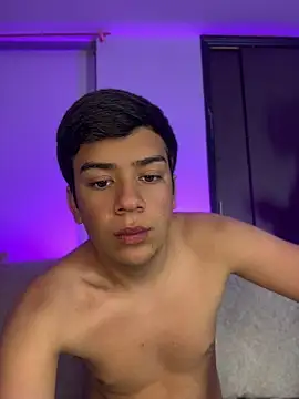 Dylan KatteLive online show from July 28, 12:30 am