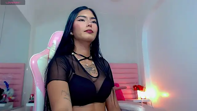 katiuska lovely online show from July 4, 5:03 am