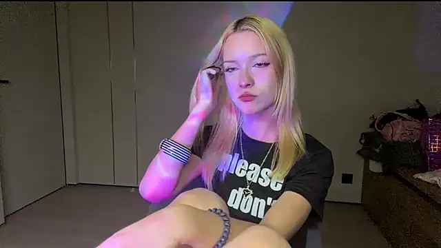 Anny qte online show from June 19, 5:16 pm