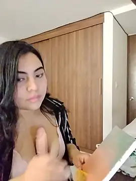 Roxxy Sade online show from June 7, 9:54 pm