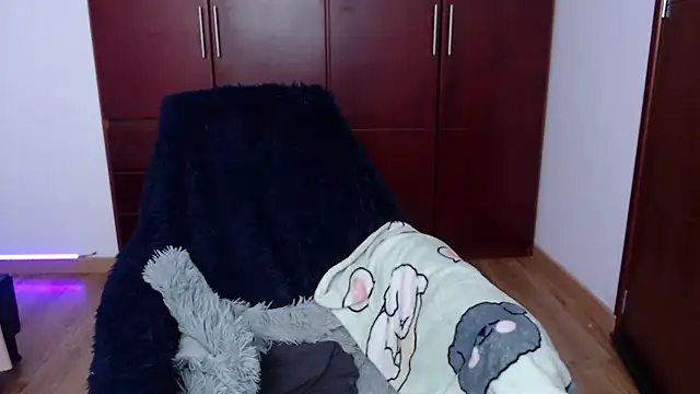vecandy online show from June 25, 9:38 pm