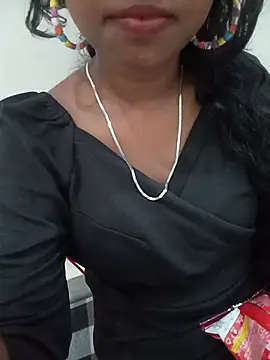 Sexy-Zeenat online show from July 20, 10:39 am