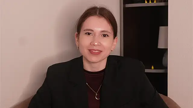 MaileMaslin online show from June 2, 10:16 am
