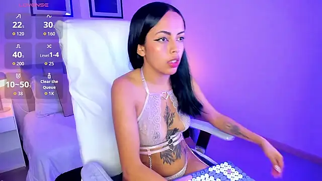 Madisson Bluee online show from July 25, 2:24 pm