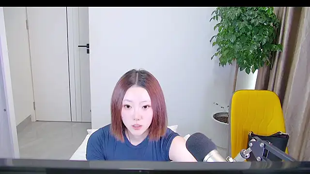 Yangyang5551 online show from June 3, 3:40 am