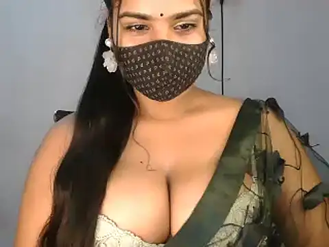 Curvy Deepa online show from June 3, 4:45 pm