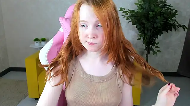ari-kittyy online show from June 8, 4:13 am
