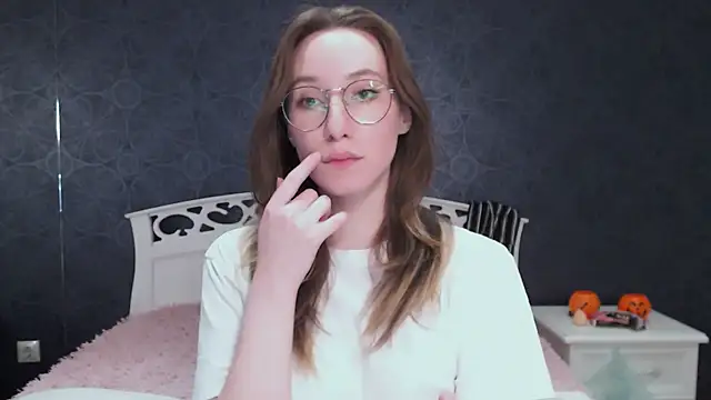 Niixi online show from June 13, 3:53 pm